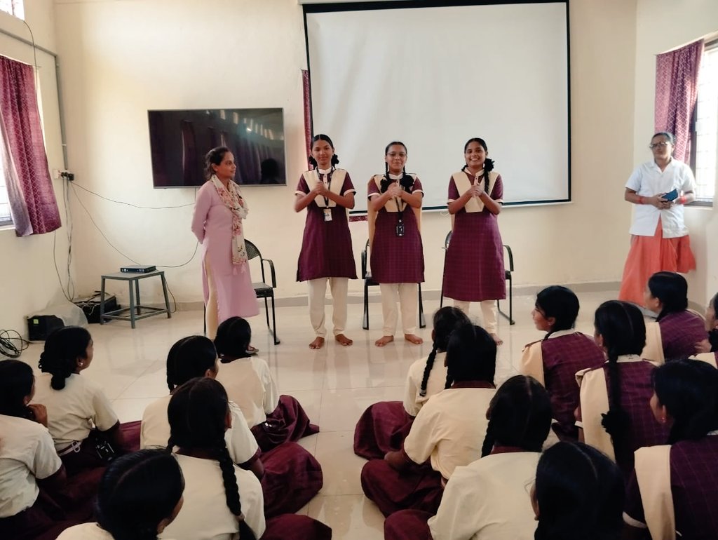 BoathGirls's tweet photo. Day 3..Telangana Dashabdi Utsavaalu Schedule.. today Health awareness camp conducted by Medical officer PHC Sonala and Essay writing competition conducted by Forest Dept Boath @DRonaldRose @Collector_ADB @TSWREISOCIETY @Alokit_India @gschoolleaders @HariniRaghavan3 @suvarna2002 https://t.co/aCqDyiANbI