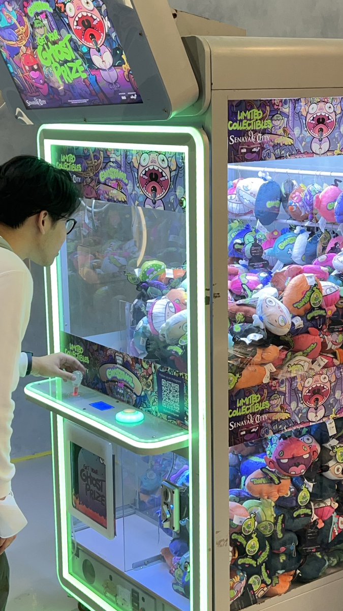 Ordinary tweet media