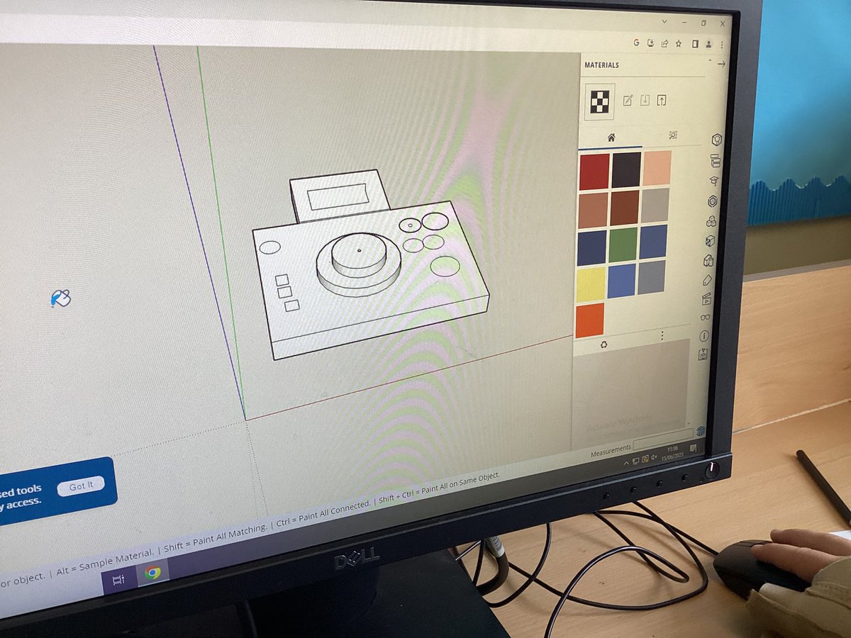 MGLWorld_Abby's tweet photo. @CharlesPrimary Year 5 started to explore Sketch Up. They planned and have created their own digital cameras using the push and pool tool,orbit tool and more. #mglcomputing https://t.co/1EQQot96ch