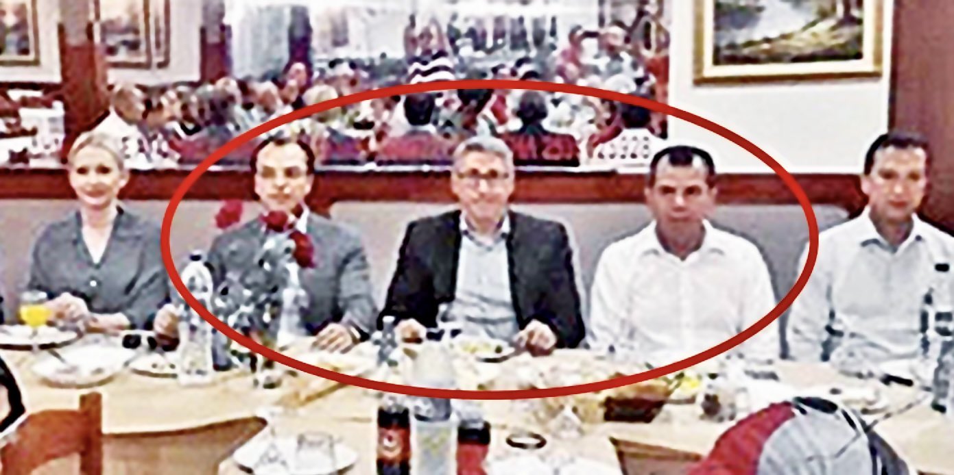 Marka2‼️ on Twitter: "Ο υποψήφιος βουλευτής της ΝΔ Μουσταφά Κατραντζή, με  τον Τούρκο πρόξενο σε φωτογραφία που είχε αναρτηθεί τότε στην επίσημη  σελίδα του προξενείου στο facebook,μαζί τους και ο Λεβέντ Σαδίκ,