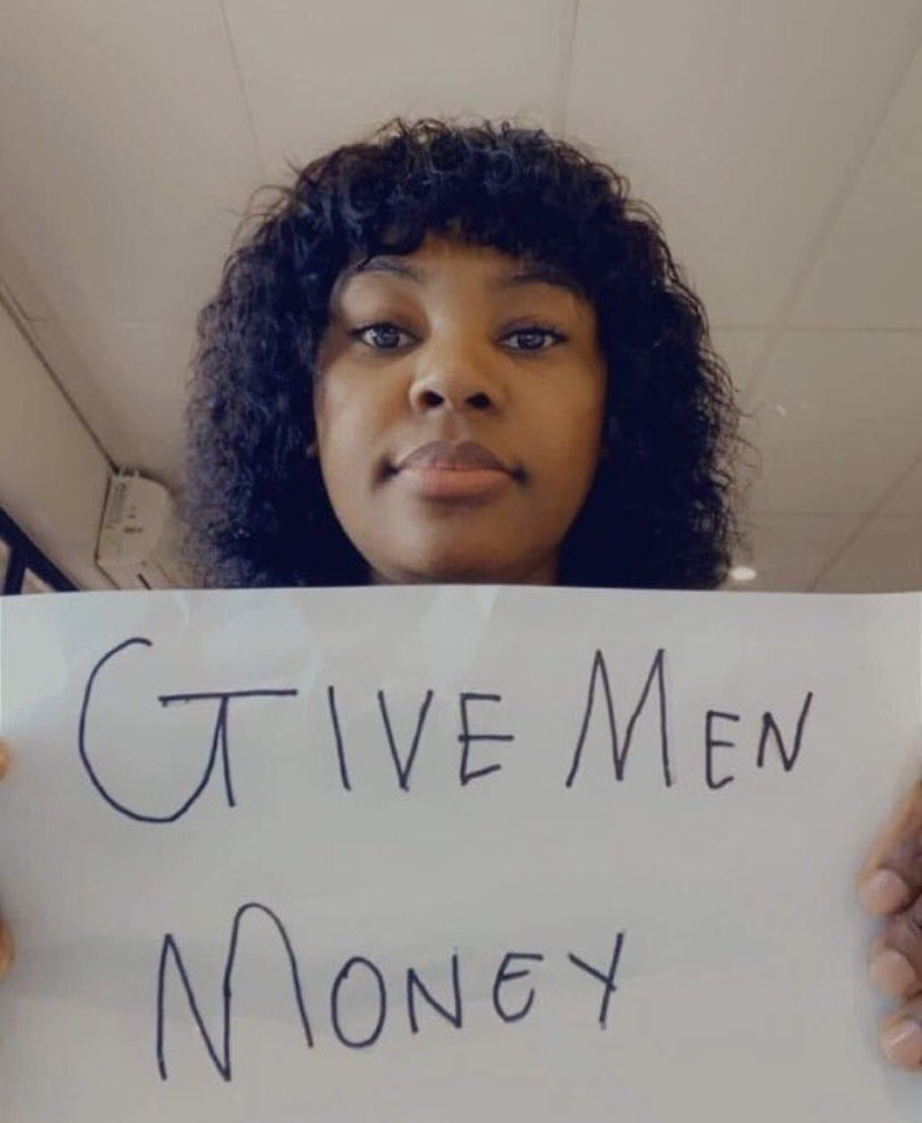 BendictPatience's tweet photo. @MutayiJonpa do u need money 😁💵 https://t.co/Y2Ibzv4D6E