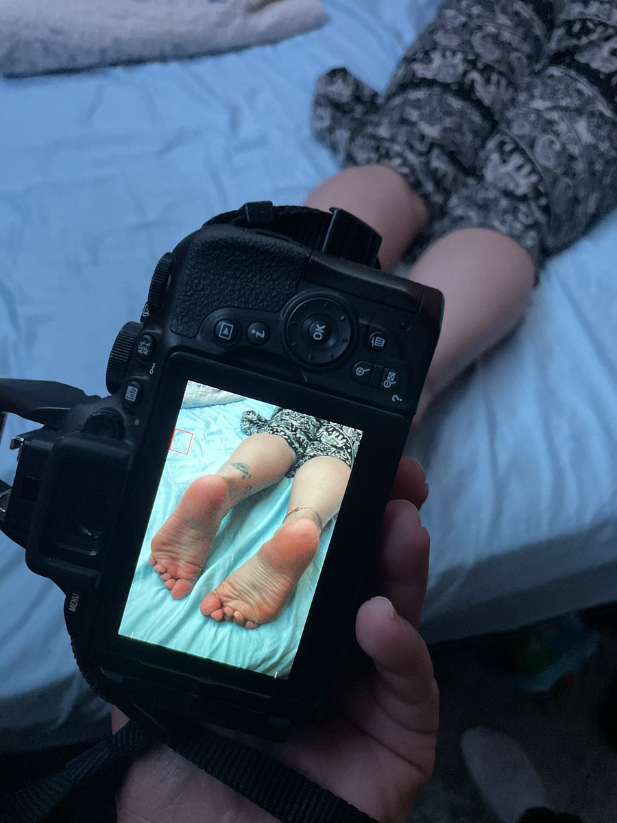 Soles ready for splash 💦 

Behind The Lens 

Shot By: Me <a href="/MrSoleNurturer/">Sole Nurturer</a> 📸

#soles #wrinkledsoles #softsoles #splashpads #prettysoles #cutefeet #prettyfeet #feet #pies #feetpics #footfetish #photography #pedi #Foundation #thicksoles #cumonsoles