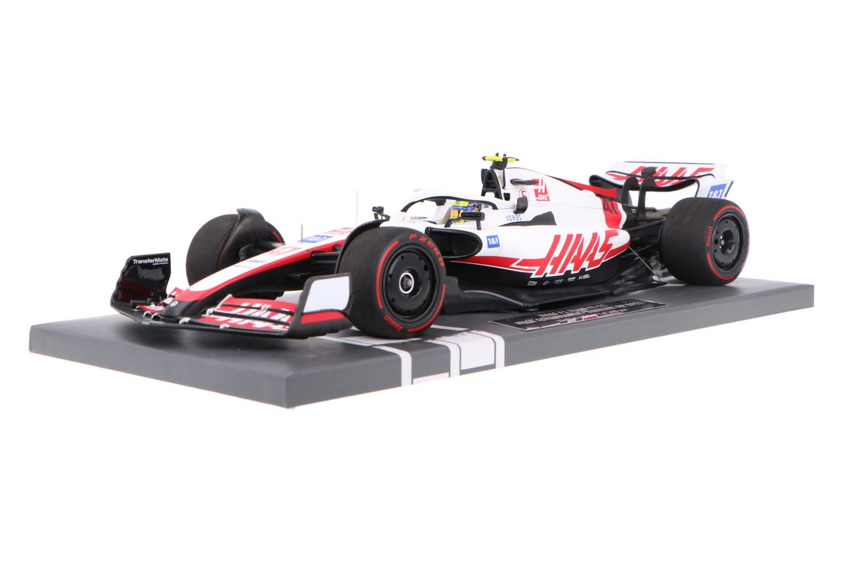 Nieuw: Haas F1 VF-22 #HaasF1 #Minichamps #Formule1 #HaasF1Team #MickSchumacher #2022 #47 #BahrainGP #modelcars houseofmodelcars.com/nld/product/ha…