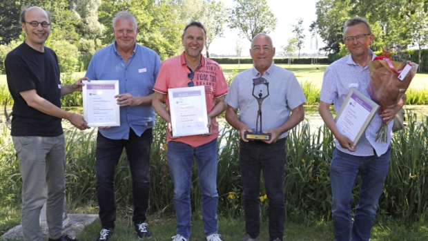 Prijs voor de Nieuwsbladjournalistiek 2023 voor Almere DEZE WEEK: Stadsgesprekken -  nnp.nl/l/18038