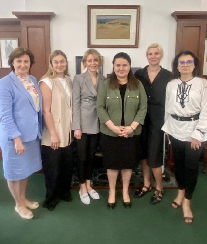 KSE_Institute's tweet photo. 1/2 🇺🇦🇺🇸 Anna Vlasiuk, Research Fellow, Member of KSE Sanctions team, had an opportunity to visit @UKRintheUSA and @StateDept with @IDiplomat and @RezaMac. @KSE_Institute is extremely grateful for your support and assistance! https://t.co/LXrqPdkJ8W
