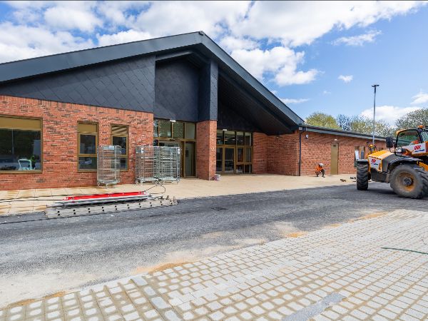 Constructing Change: Updates on STEM Construction's Projects and A Huge Charity Abseil Adventure! - mailchi.mp/stemconstructi… #CivilEngineering #DareforDerian #Construction #abseil