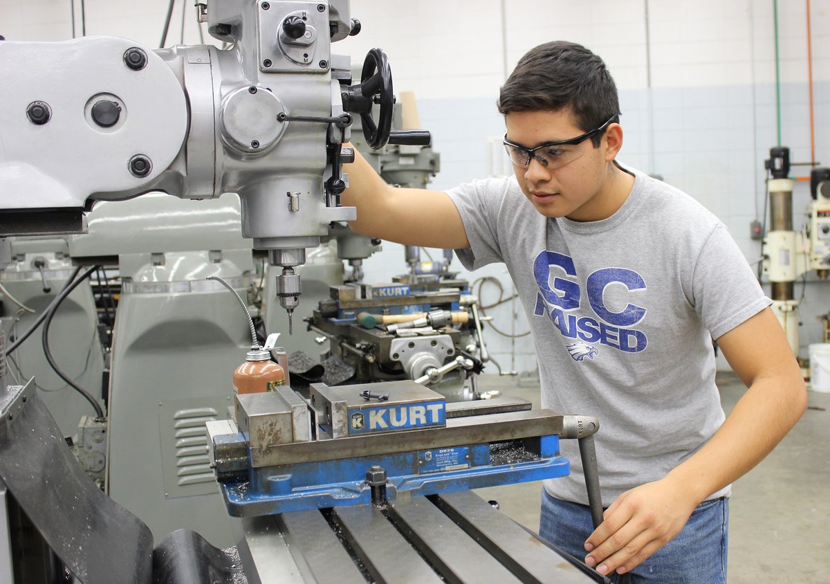 "Nearly 70% of parents would now support their child entering the workforce immediately upon high school graduation," <a href="/Forbes/">Forbes</a> said. 

Career and technical education (CTE) is reimagining what success looks like. 

📝 from <a href="/Forbes/">Forbes</a>: bit.ly/GoodCareerOCTE #KyEd #KYCTEEMPOWERED