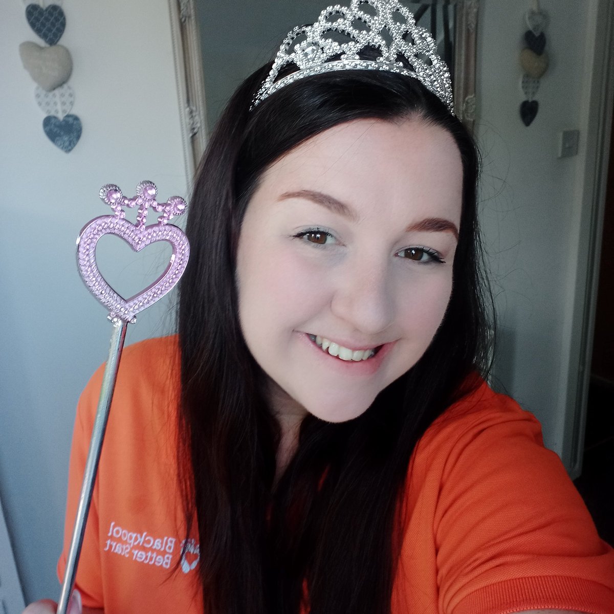 My eldest wouldn't walk with me on the school run this morning. Not entirely sure why.. just a normal day at work!