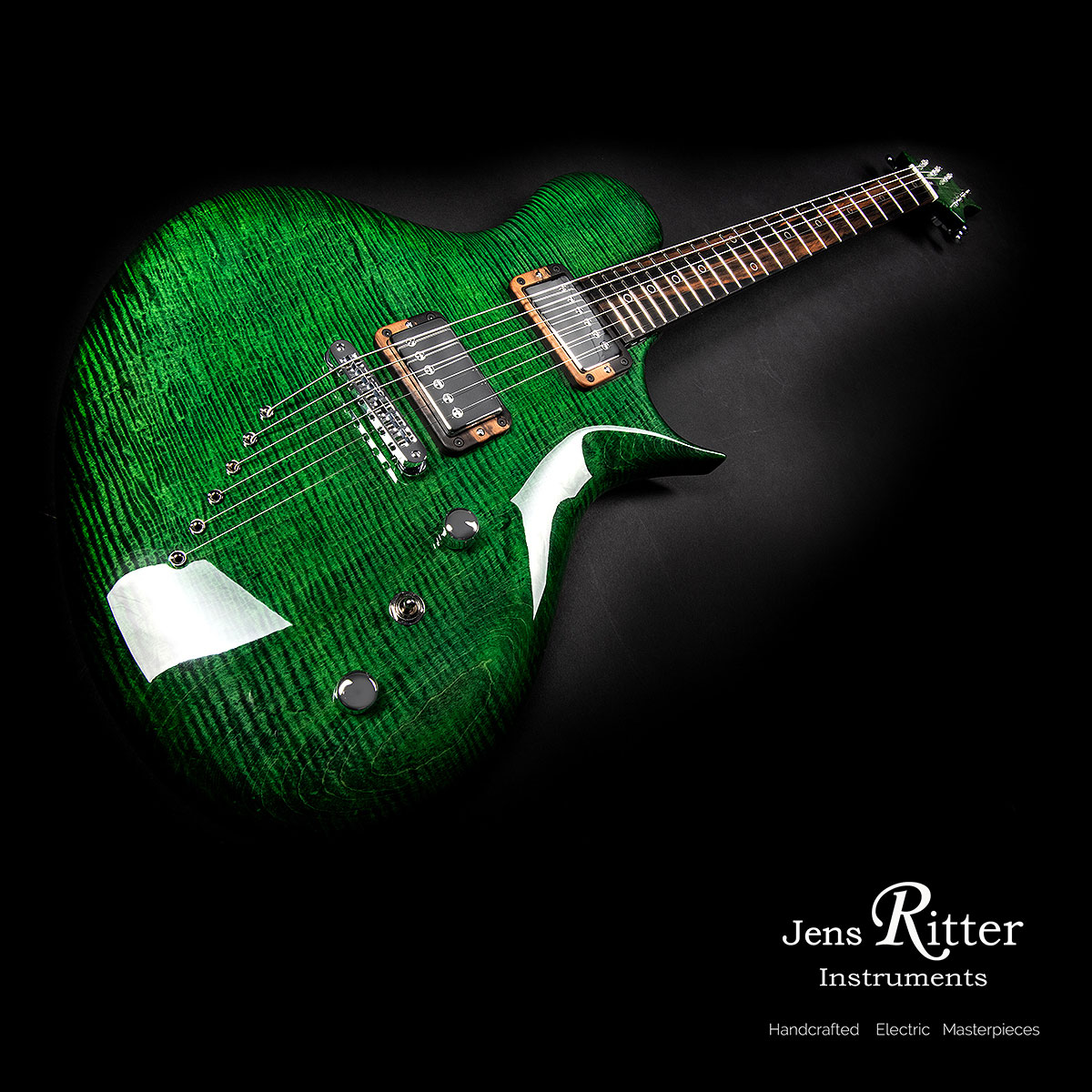 JensRitter's tweet photo. Introducing The Emerald Porsch.
Featuring a 1 piece flamed maple body, Deep Emerald Green high gloss finish, dirty ebony fingerboard and pure silver ring inlays.

https://t.co/Ao5JdAfVYI

#guitar
#guitarist
#jensritterinstruments
#guitarplayer https://t.co/6j0nlY4XQ5
