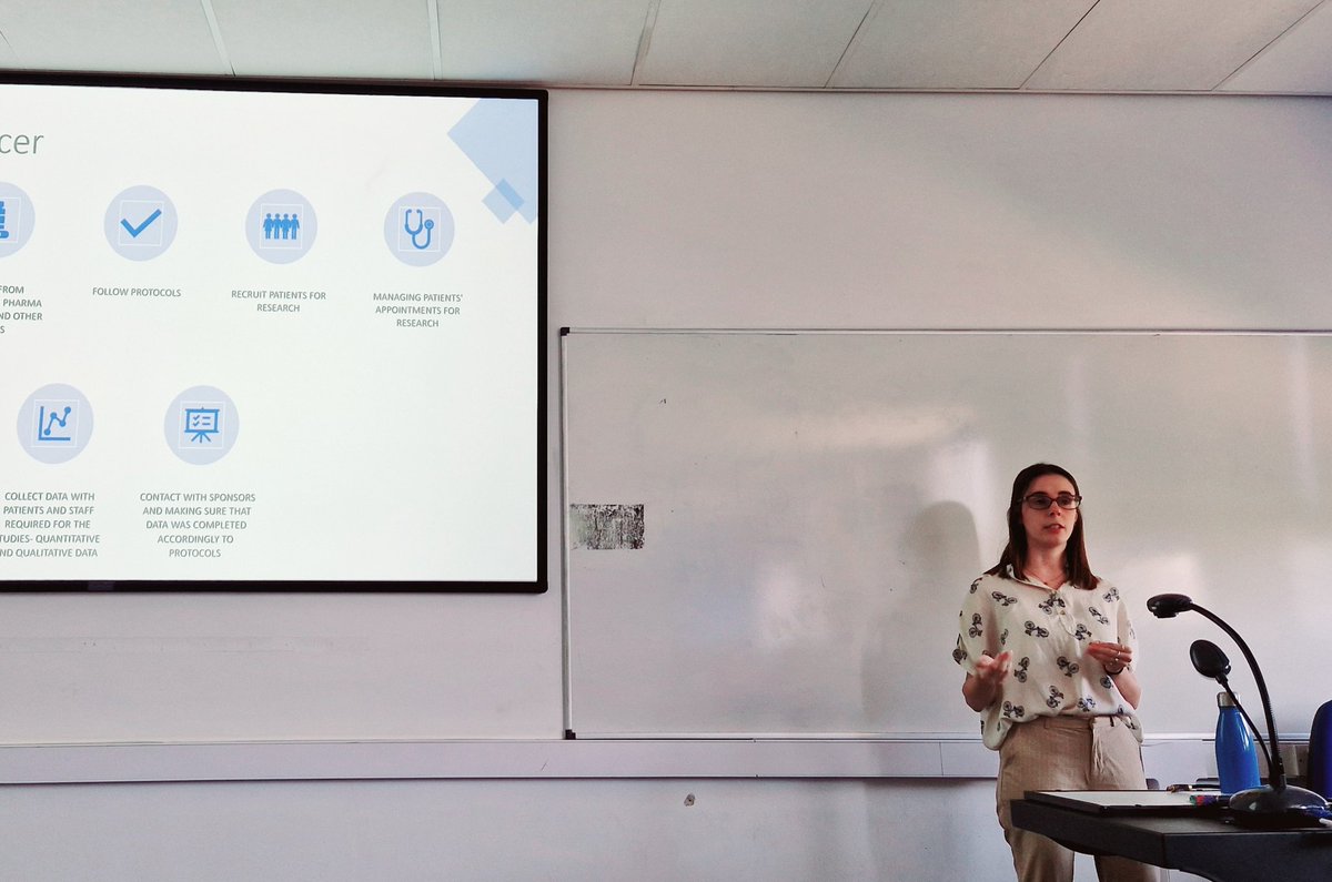 Such a fantastic experience to share my research journey with the MSc Health Psychology students yesterday <a href="/LJMU/">Liverpool John Moores University</a> 
Wishing  them all the best in their  own #healthpsychology career. 💚
#research #psychology #university <a href="/LJMUPsychology/">LJMU Psychology</a>