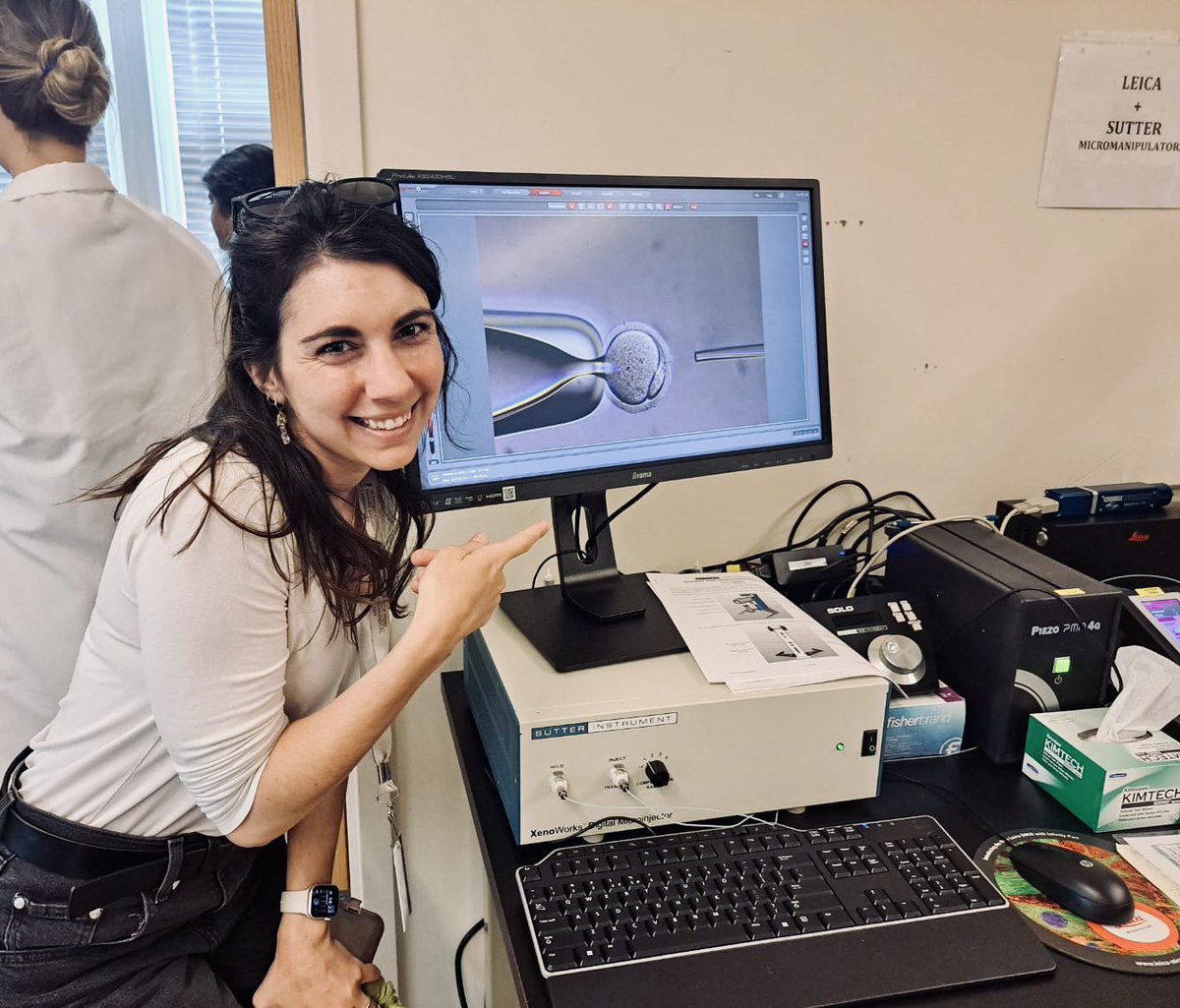 On Saturday I officially became a #FIRbee. These past 6 weeks at #FIR  have been unforgettable . I’m leaving with a brain brimming with new knowledge and a heart full of new friendships. I can’t wait to get back to the lab and start implementing the new techniques I have learned!