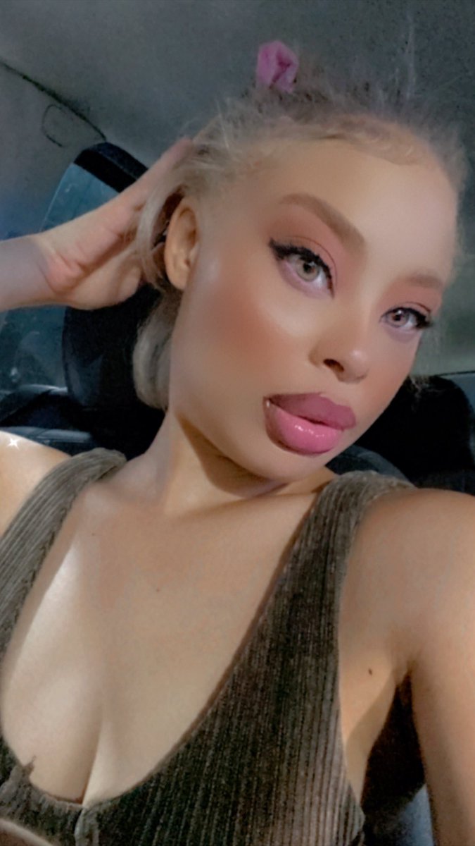 24KJC__'s tweet photo. THE REAL BLACK BLONDE. https://t.co/Qa2Ci8RJlg