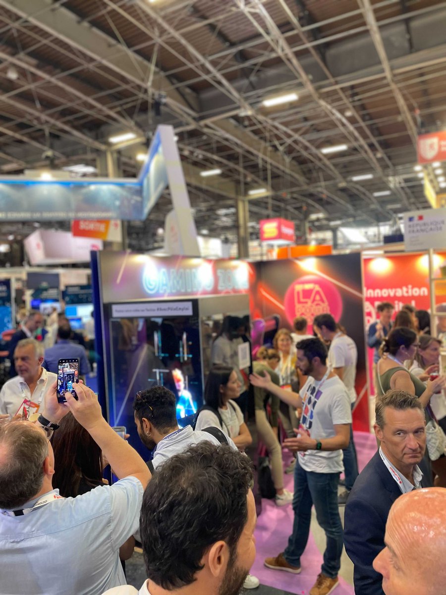 📢En direct de #VivaTech2023 retrouvez-nous sur le compte @pole_emploi et au Stand 2️⃣8️⃣📍
🔎Zoom sur les #métiers du #Numérique et les solutions digitales de l'#EmploiStore 
Parmi elle ⤵️
La Bonne Boîte, simple et gratuit pour réussir vos candidatures spontanées📲
#AvecPôleEmploi