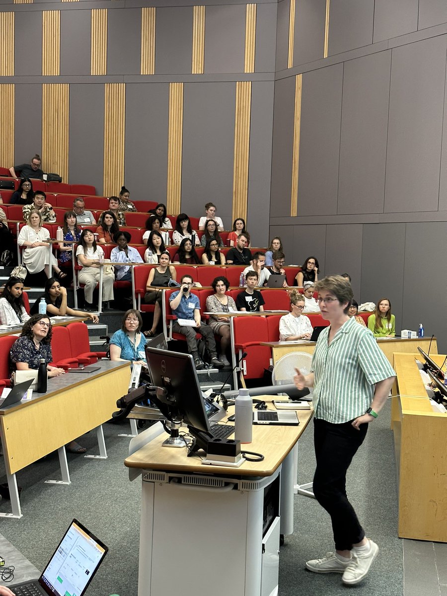 Maryna_Azeez's tweet image. It was great being part of #HCID2023 Open Day and hearing inspiring talks on how we can #DesignBetter. @cinteractionlab