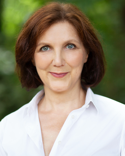 I am sad to report that the lovely Charlotte Moore has passed. Charlotte was wonderful, a terrific actress, kind, funny, an insatiable love of life and a fierce social conscience. Her last words were “carpe diem” – so let's all seize the day! She'd love that. RIP, sweet Lotte❤️