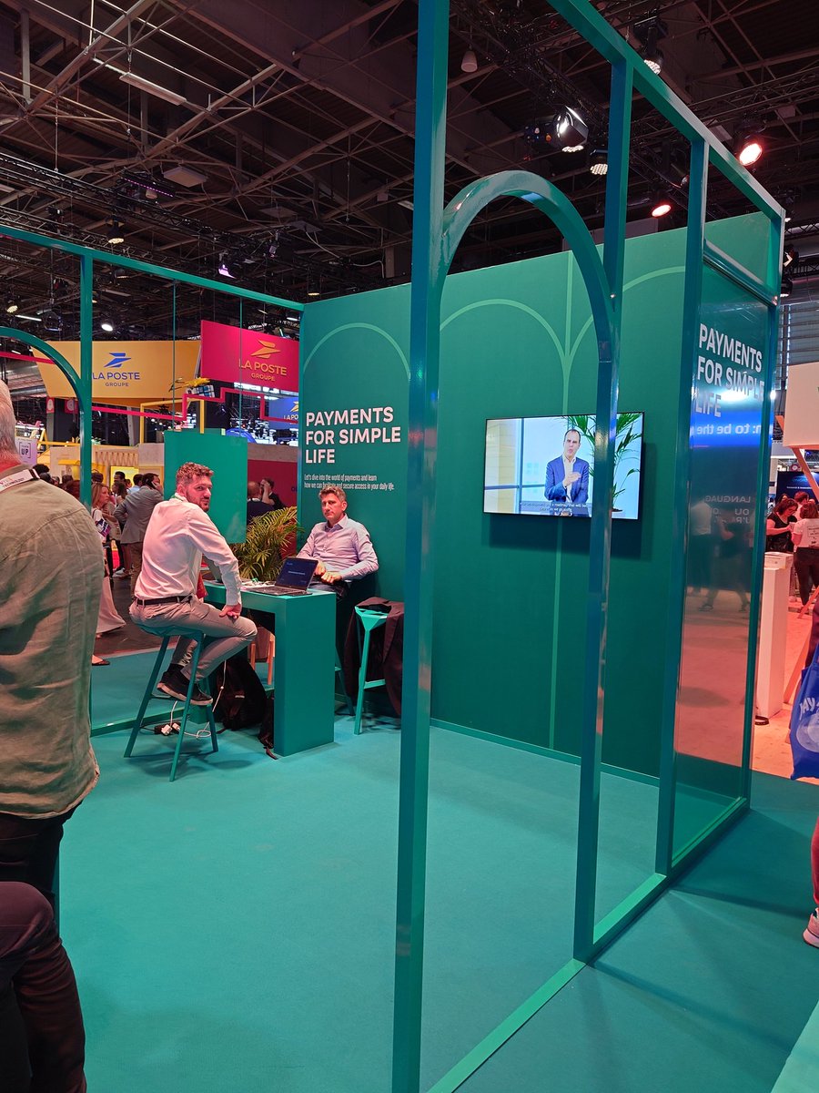 Nicochan33's tweet photo. Payments for all on the @BNPParibas booth. Great startups offering great products #BNPPAdvance #Ad #fintech #paymemts #technology
#innovation #VivaTech2023 #vivatech 
@VivaTech @jblefevre60 @kalydeoo @pierrepinna @IsabellePiel29 @Ym78200 @LaurentAlaus @3itcom @CHRISTINESOTO12 https://t.co/bo9EkzoSG8
