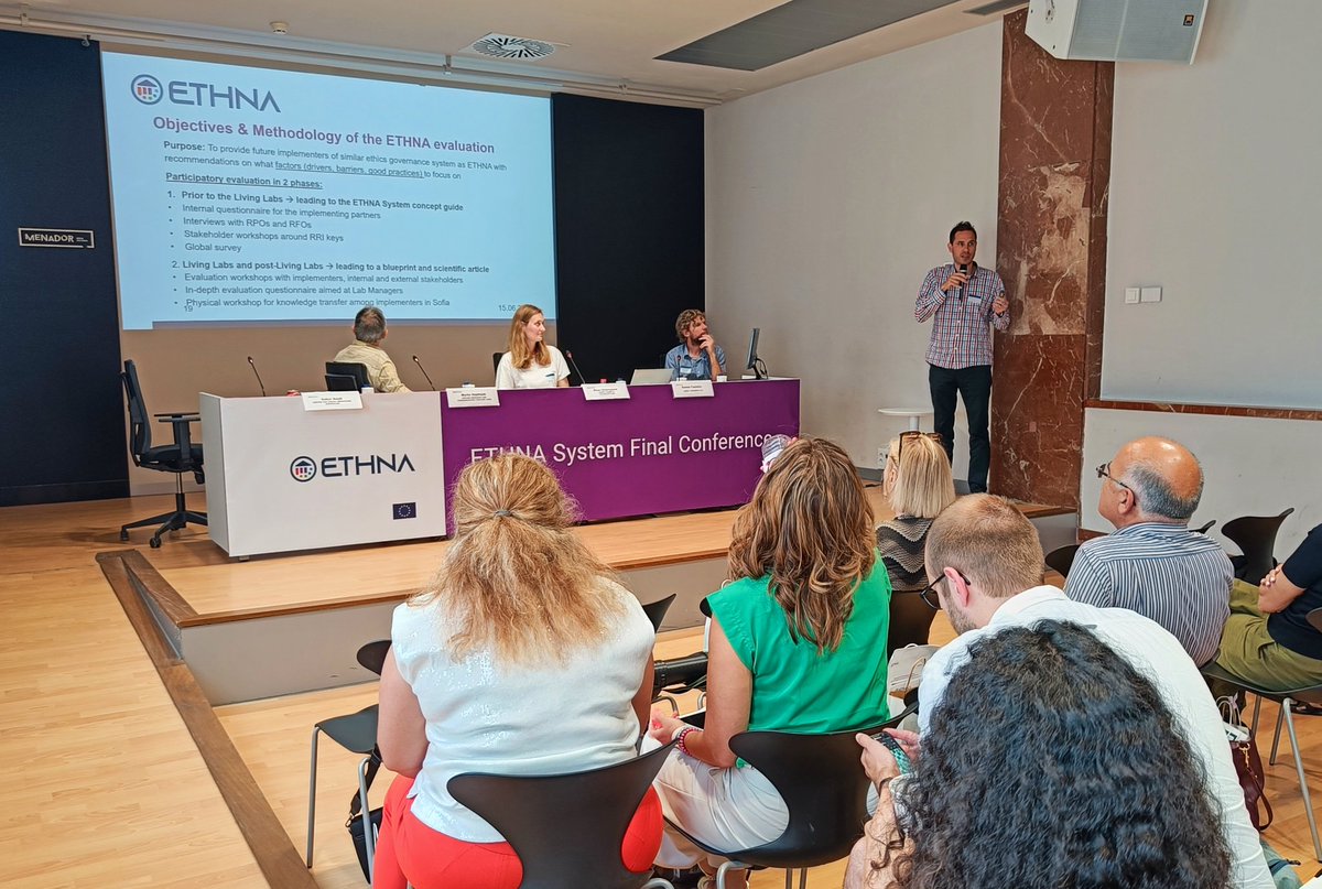 In the afternoon, it's all about evaulation: Maya Vestergaard Bidstrup <a href="/DBT_Foundation/">Danish Board of Technology</a>, Marko Hajdinjak <a href="/STIPP_ARCFund/">STIPP, ARC Fund</a>  and Gabor Szüdi <a href="/ZSInnovation/">ZSI</a> talk about what to expect (and  not to) in the ethical implementation processes and give practical guidelines. #UJIciència