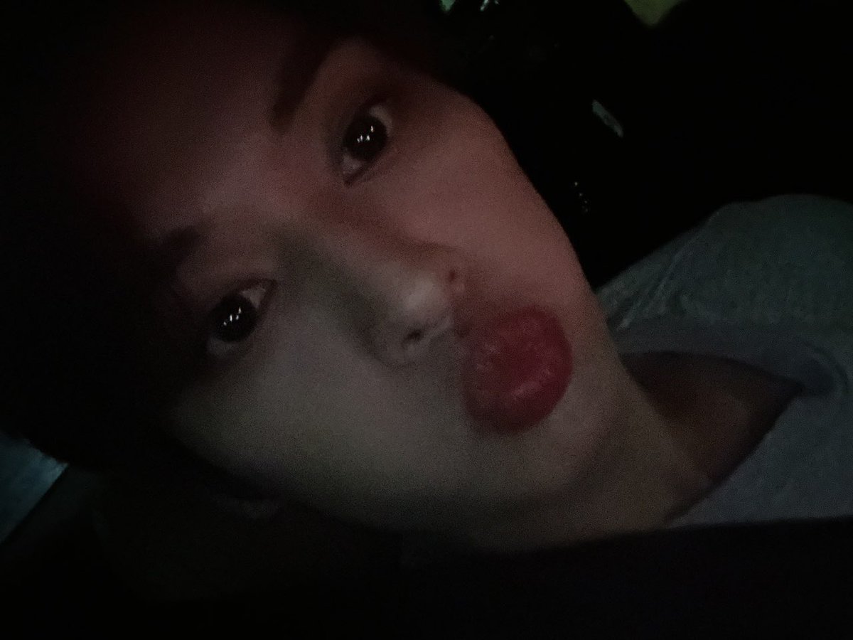 skzbbl_'s tweet photo. [230615] 💬🫧🐰 10:22 PM KST

[📸]

Kkyu? https://t.co/8aRsyWC3L7