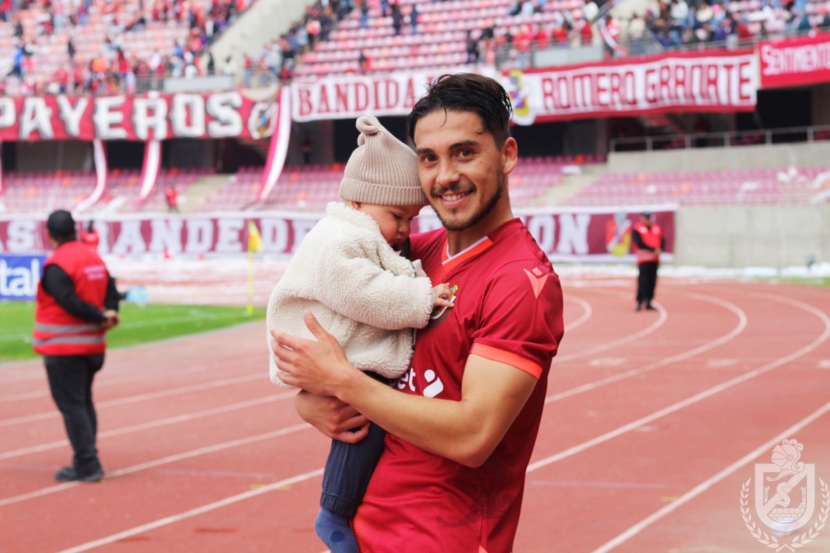 𝐏𝐀𝐑𝐓𝐈𝐂𝐈𝐏𝐀 𝐏𝐎𝐑 𝐃𝐎𝐒 𝐄𝐍𝐓𝐑𝐀𝐃𝐀𝐒 𝐃𝐎𝐁𝐋𝐄𝐒 𝐏𝐀𝐑𝐀 𝐄𝐋 𝐃𝐎𝐌𝐈𝐍𝐆𝐎 🏰

Este domingo 18 es el día del padre y queremos verte en el estadio apoyando al granate 🏟️

Participa por una entradas doble para que celebres junto a tu viejo 👴🏽