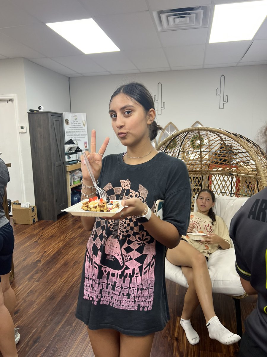 LaPorteRunning's tweet photo. Post Run snack!  Thank you Southern Nutrition!  Yummy Protein Waffles
#lpxc #summerrunning #xcseason https://t.co/AVxZuF6EST