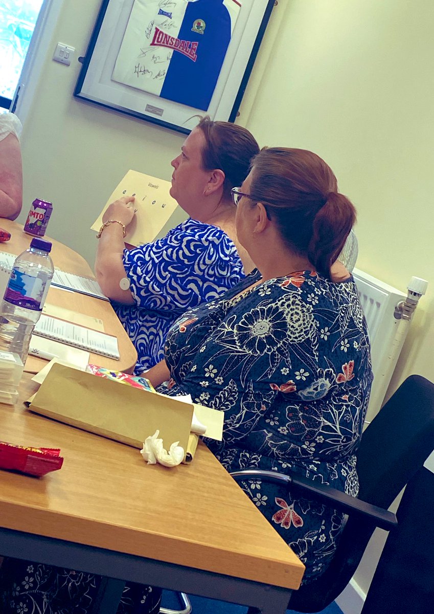 Jonesy_K8's tweet image. We’ve had an amazing time delivering @LexonikST at @CardinalAllen Fleetwood. Two very hot days with four very competent teachers, who are ready and raring to go with our Advance program. Well done everyone!!