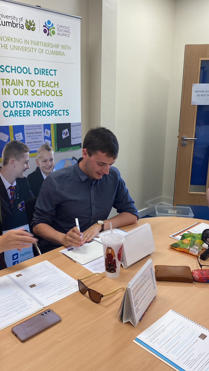 Jonesy_K8's tweet image. We’ve had an amazing time delivering @LexonikST at @CardinalAllen Fleetwood. Two very hot days with four very competent teachers, who are ready and raring to go with our Advance program. Well done everyone!!