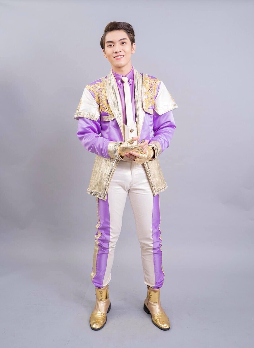 BossNoeulVNFP's tweet photo. Which outfit do you like @Noeul_lee6 🥰?  

@Bossckm_ 
___________

📍 BIO: https://t.co/hUxVOJJXlD

#BoNoH #BossChaikamon #NoeulNuttarat #BossNoeul #BossNoeulVNFP #MagentaBoy #ShawtyBoss https://t.co/OuFtGFmgVH