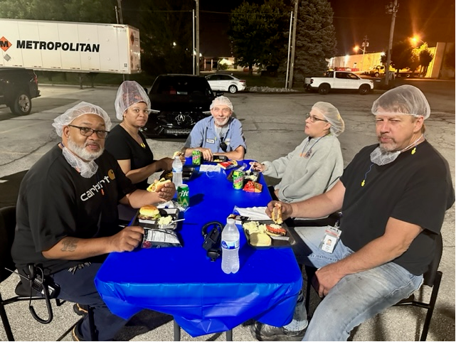 RickStevens63's tweet photo. Yesterday we had our Annual Safety Cookout at work. Was here for all 3 Shifts. Worked 18 hours. Went home, grabbed 4-1/2 hours sleep & back at it this morning. #NPXONE https://t.co/T3splKSfHg