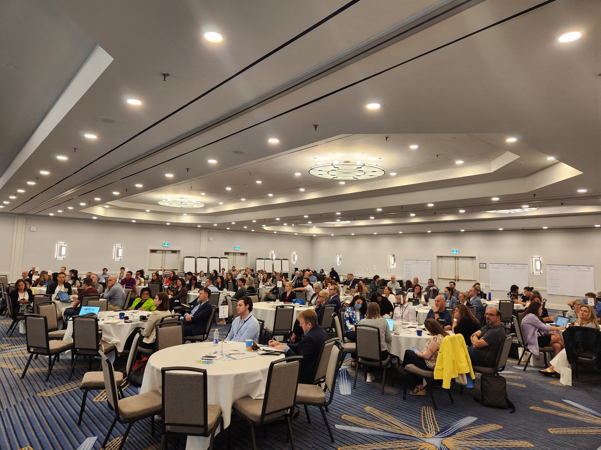 CFPC_e's tweet image. Family doctors are the backbone of our health care systems! We're kicking off our Family Medicine Education Design Retreat where medical education leaders will collaborate on preparing our future graduates for team-based comprehensive care. #trainingfortransformation #futurefp