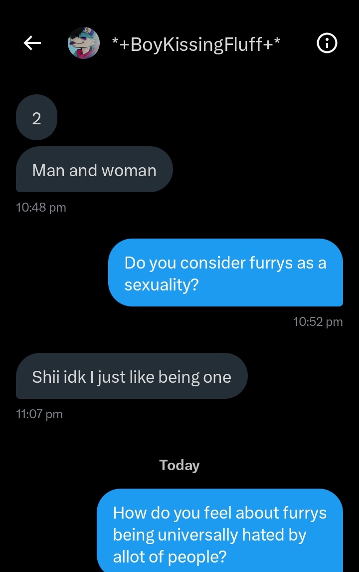 🦇BatmanMainMVS🦇- (happy pride month) tweet media