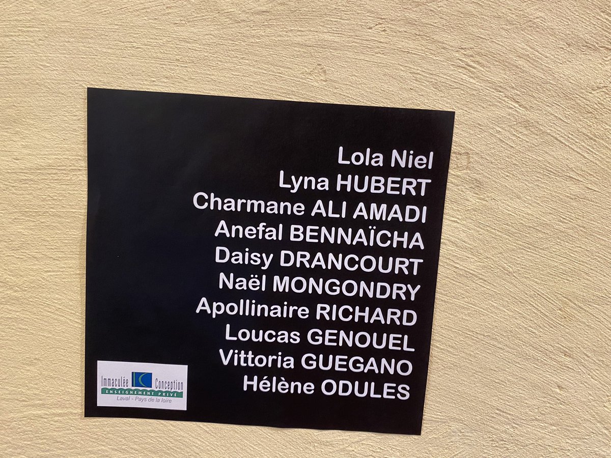 bremaudcarolin1's tweet photo. Expo au MANAS
Très émue de découvrir l’expo réalisée par les enfants de la classe #ulis de l iMac à @Laval_la_Ville bravo aux enfants à leur prof, aux AESH et au musée pour ce projet magnifique inclusif et bouleversant https://t.co/A6wzellhvy