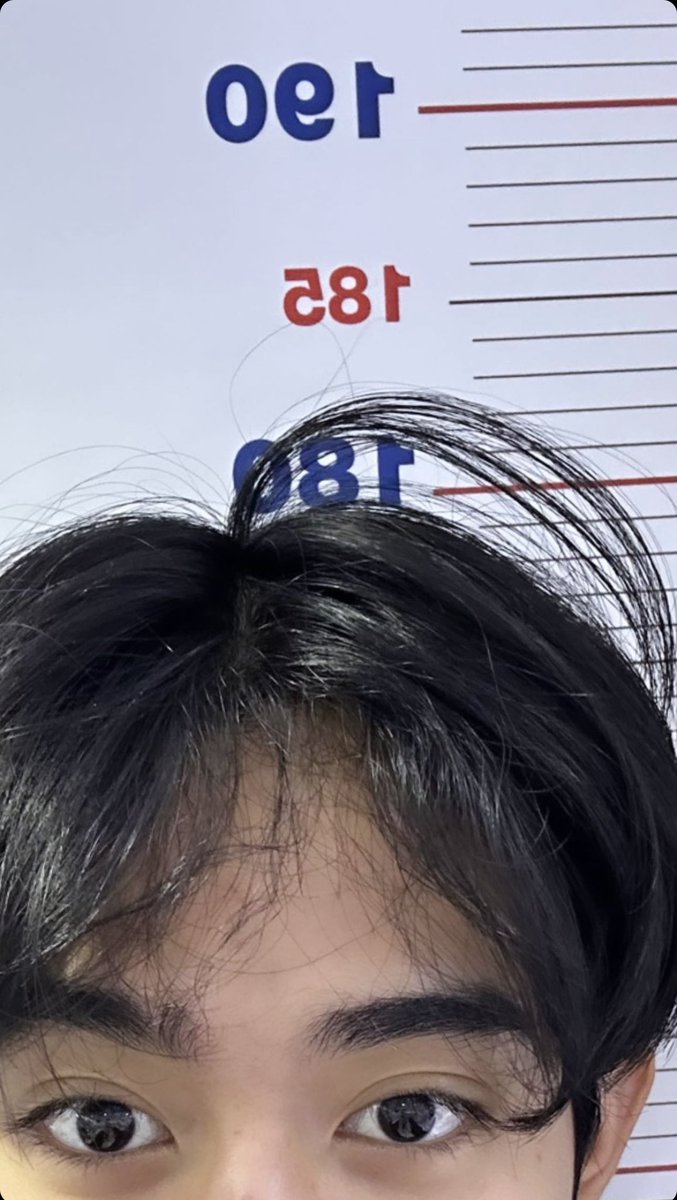 hourlybarcode's tweet photo. 150623 #barcodetin instastory https://t.co/yFliXahNOT