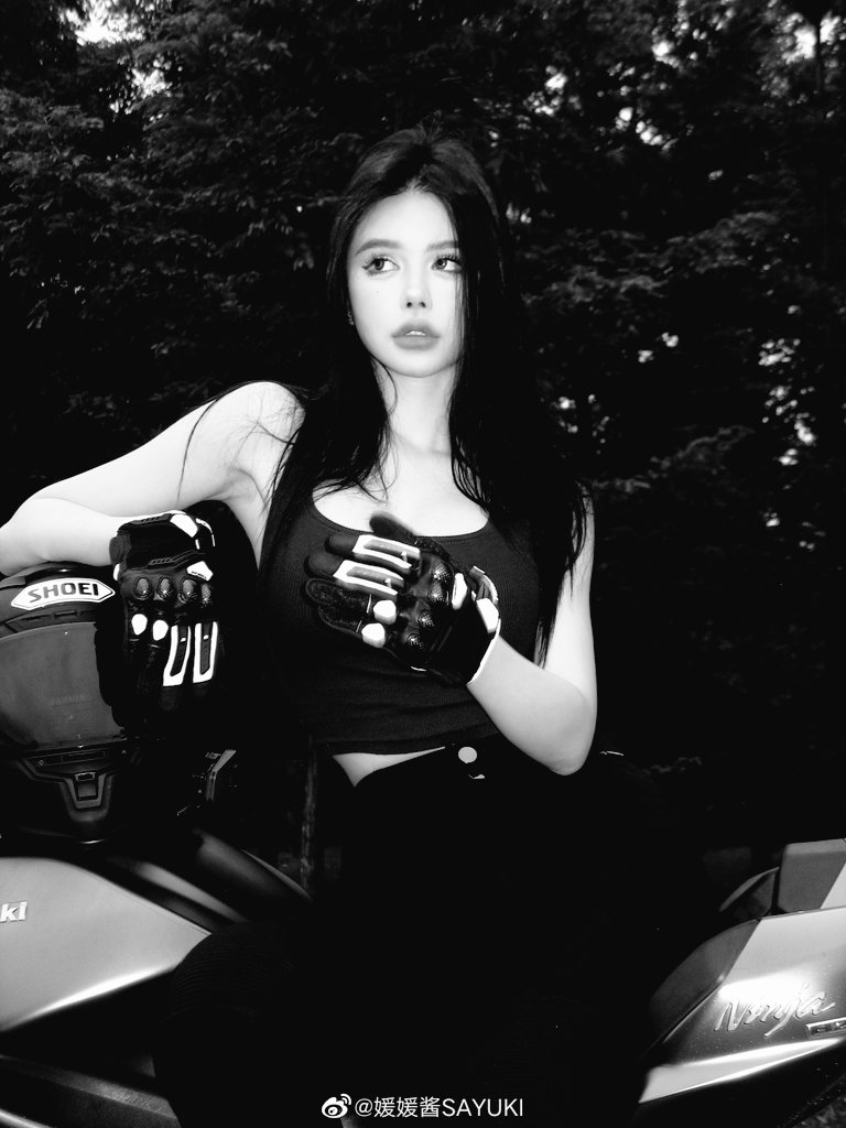 thefallnangel's tweet photo. @outer_cosmo ㅤ 

Jovely Hwan, 1998
Seorang wanita asal kota pahlawan yang hobi berkendara motor dan menembak. 

Kalau boleh tau, calon kawan memiliki hobi apa? 

ㅤ https://t.co/ptPbfYQb4M