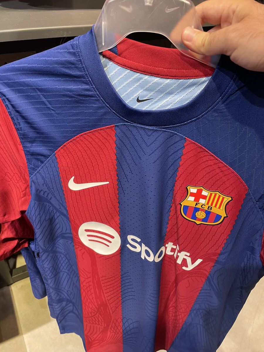 Todos: Ay no se que regalarte
Yo: