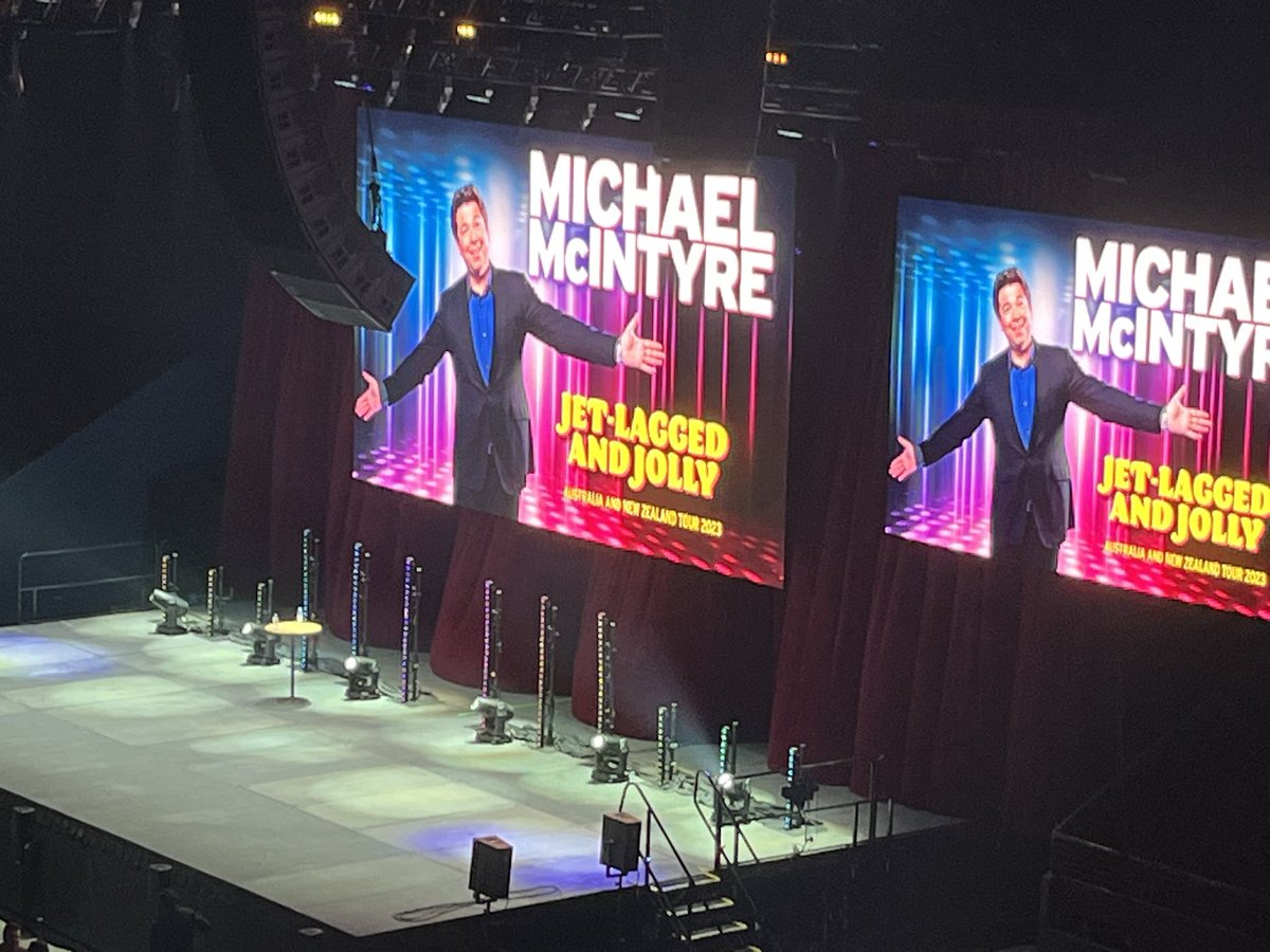 @McInTweet Brilliant show tonight! For those that haven’t seen Michael this time around, I heard there are two tickets left for his Hobart show.