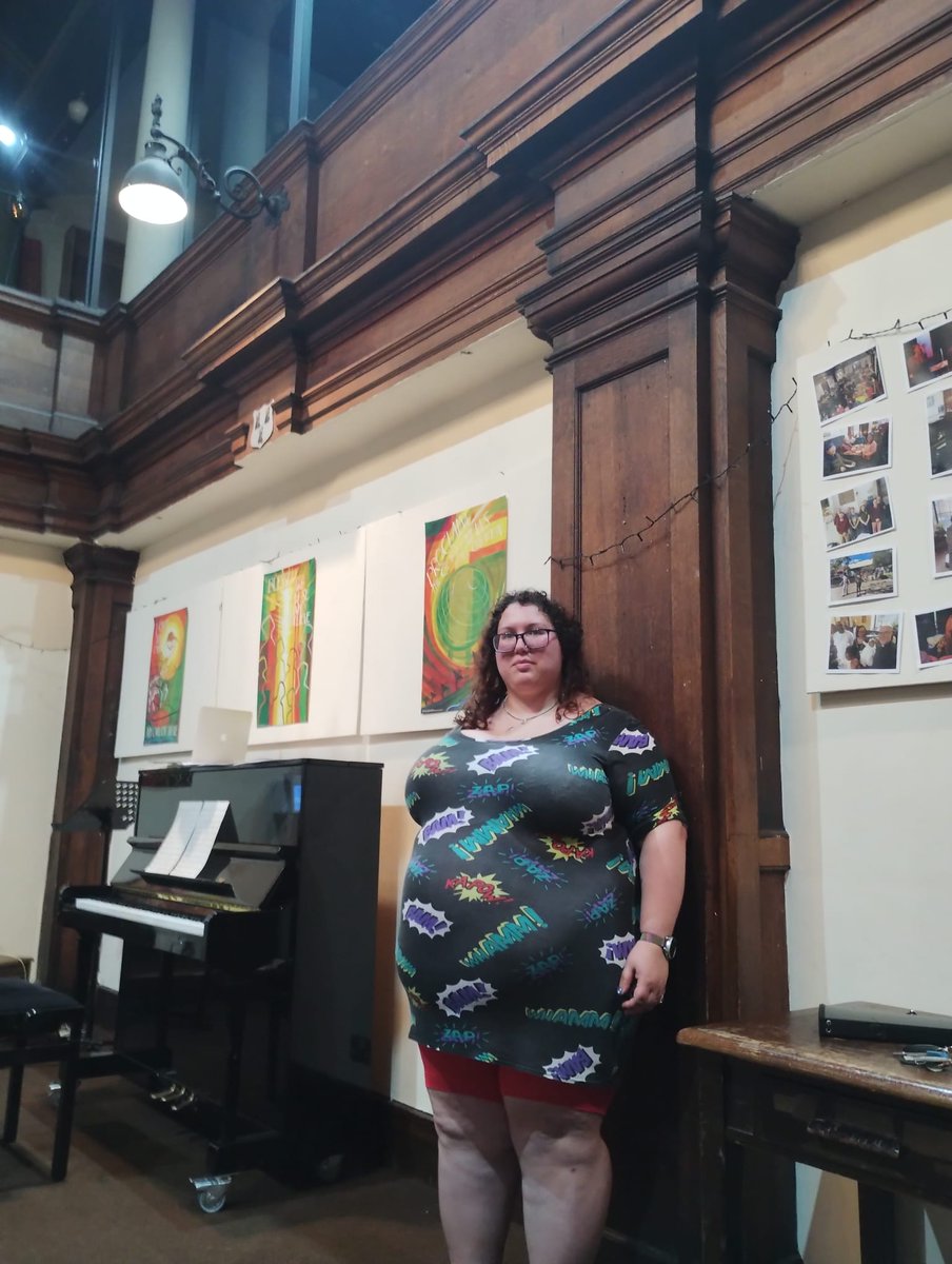 almadsfeika's tweet photo. Got a friend to take some pics of me after choir practice. @sacredsalford #snagtights https://t.co/itsZIpW2cv