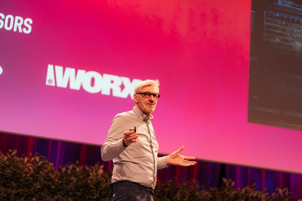 diysummit's tweet photo. "The best way to predict the future is to Do It Yourself - DIY"- Herman Konings, Change Psychologist & Trend Analyst at nXt during his speech "Forward to Basics".
#diysummit #diy #homeimprovement #networking #visionsofdiy https://t.co/9kbaQCz9F9