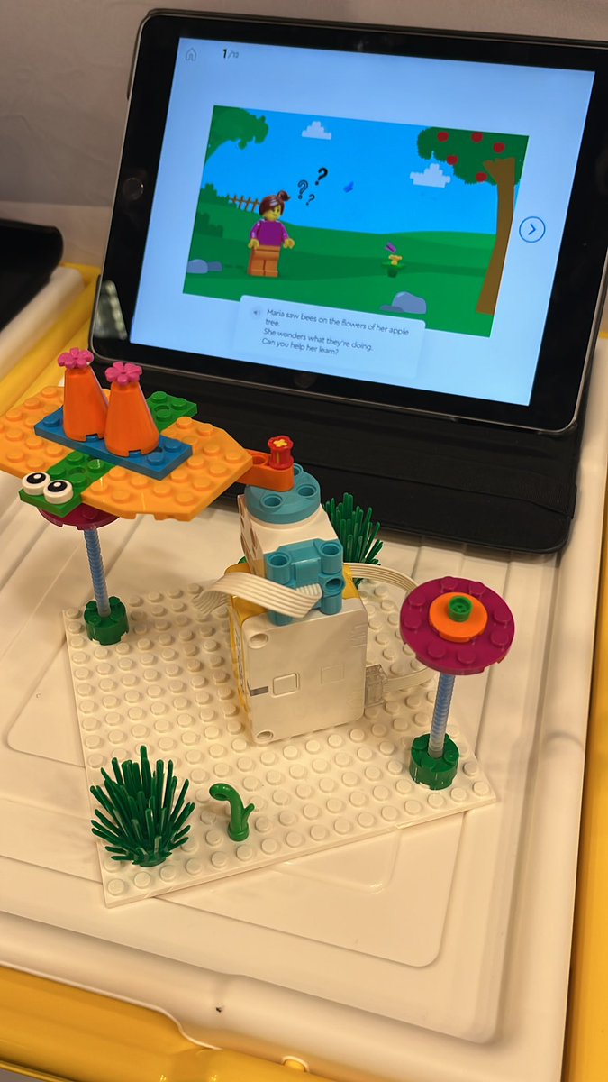 Come learn about Hannah’s STEAM Heroes and our @LEGO_Education #SPIKEessential connection lesson “Pollination” at the @OAESA conference! Booth 11 & 12 - “Bee” there! #STEAMcareers #STEMeducation