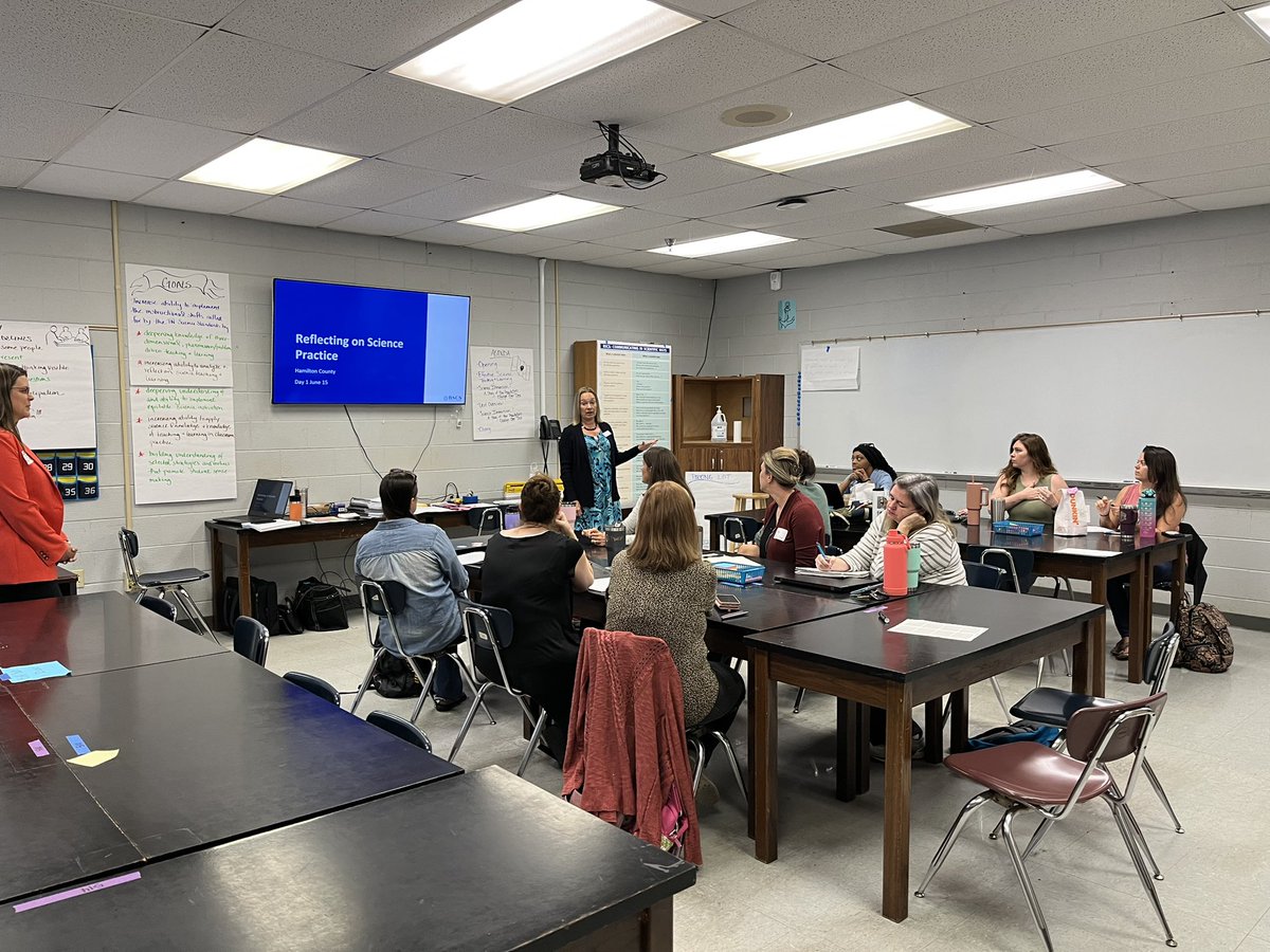 JRParris72's tweet image. Love the excitement in the room as we hone our craft as science educators with @JBintzBSCS &amp;amp; @Excited4Science from @BSCSorg. Great Ts are perpetual learners. Unpacking our beliefs about effective science instruction as we get ready to do some science together! #HCS_Science