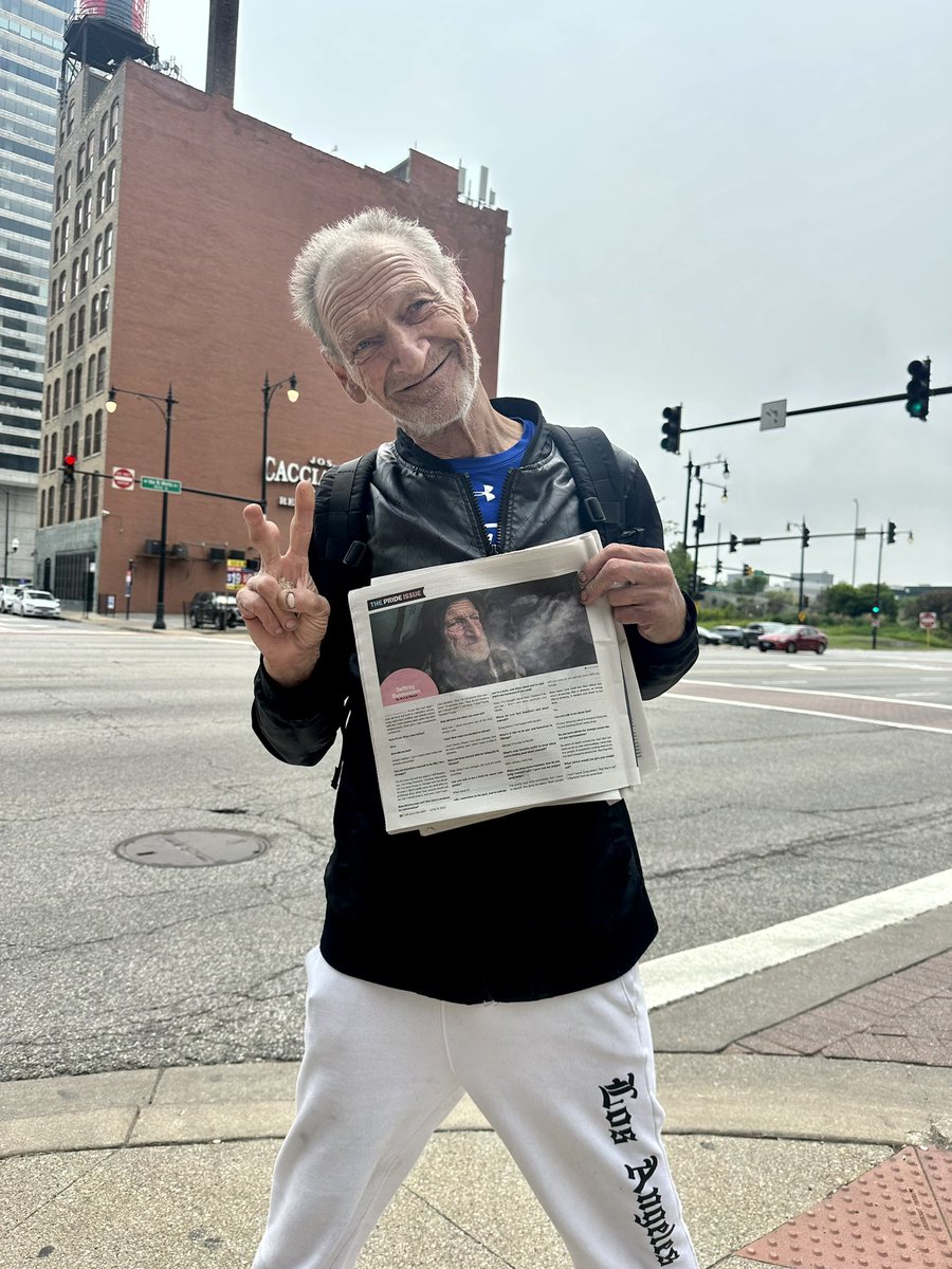 Sexual minorities in the US are 2x as likely than the general population to experience homelessness, but they’re still here &amp; still queer. For <a href="/Chicago_Reader/">Chicago Reader</a>’s Pride feature on trans &amp; genderqueer elders, I interviewed Jeff, my friend &amp; yours. chicagoreader.com/news-politics/…