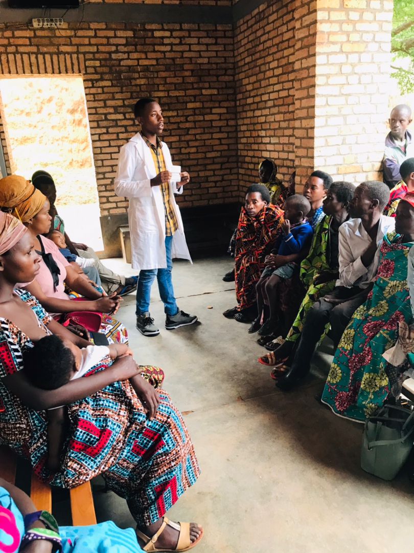 YEAMG_MEDSAR's tweet photo. Early today, our team spent worthwhile hours at #mbazi and #Rubona Health centers where  SRHR major challenges were addressed especially on #MHM, #familyplanning, #STDs, and #GBV as well! 
The sessions was a  success and a lot has been gained for the better of our community. https://t.co/fMlKFUfPZQ
