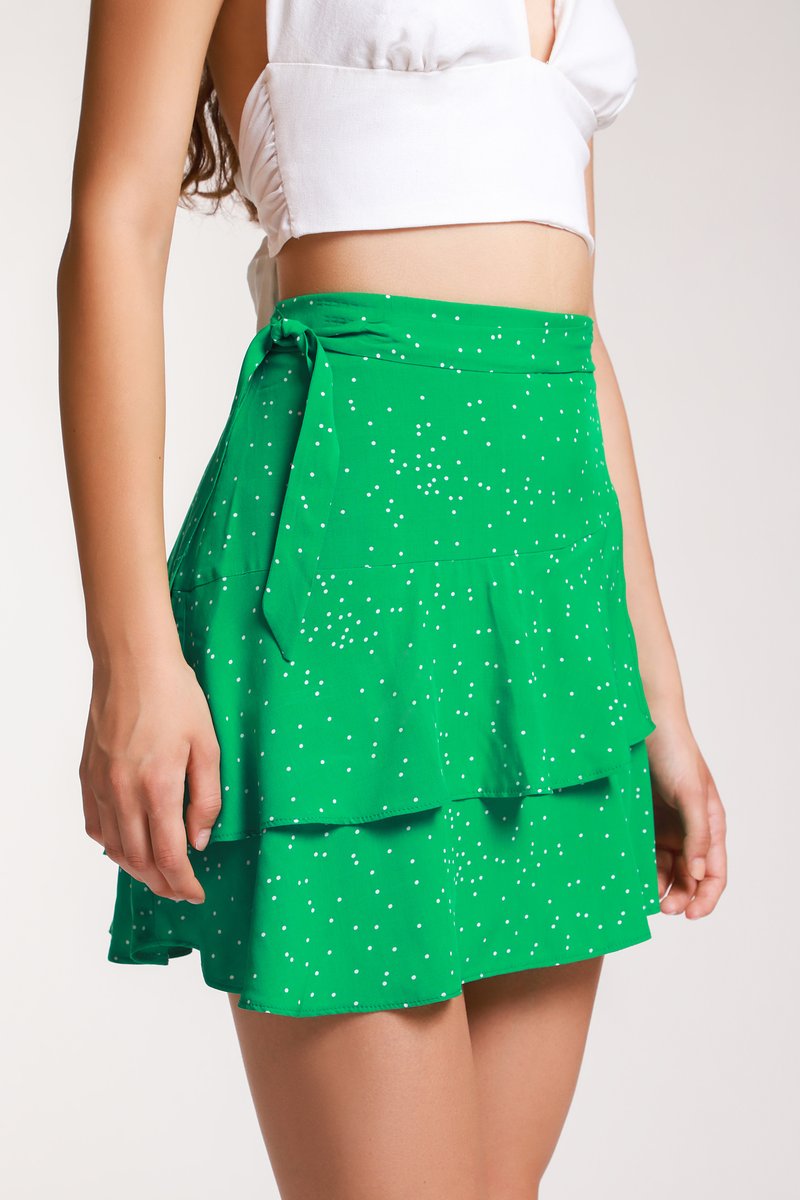 Tonos geniales para tus faldas en estos tiempos de calor, adquiere la tuya aquí: bit.ly/FaldasLOB 🛒👈
Y aprovecha los últimos días de 20% de descuento en toda la ropa de caballero.