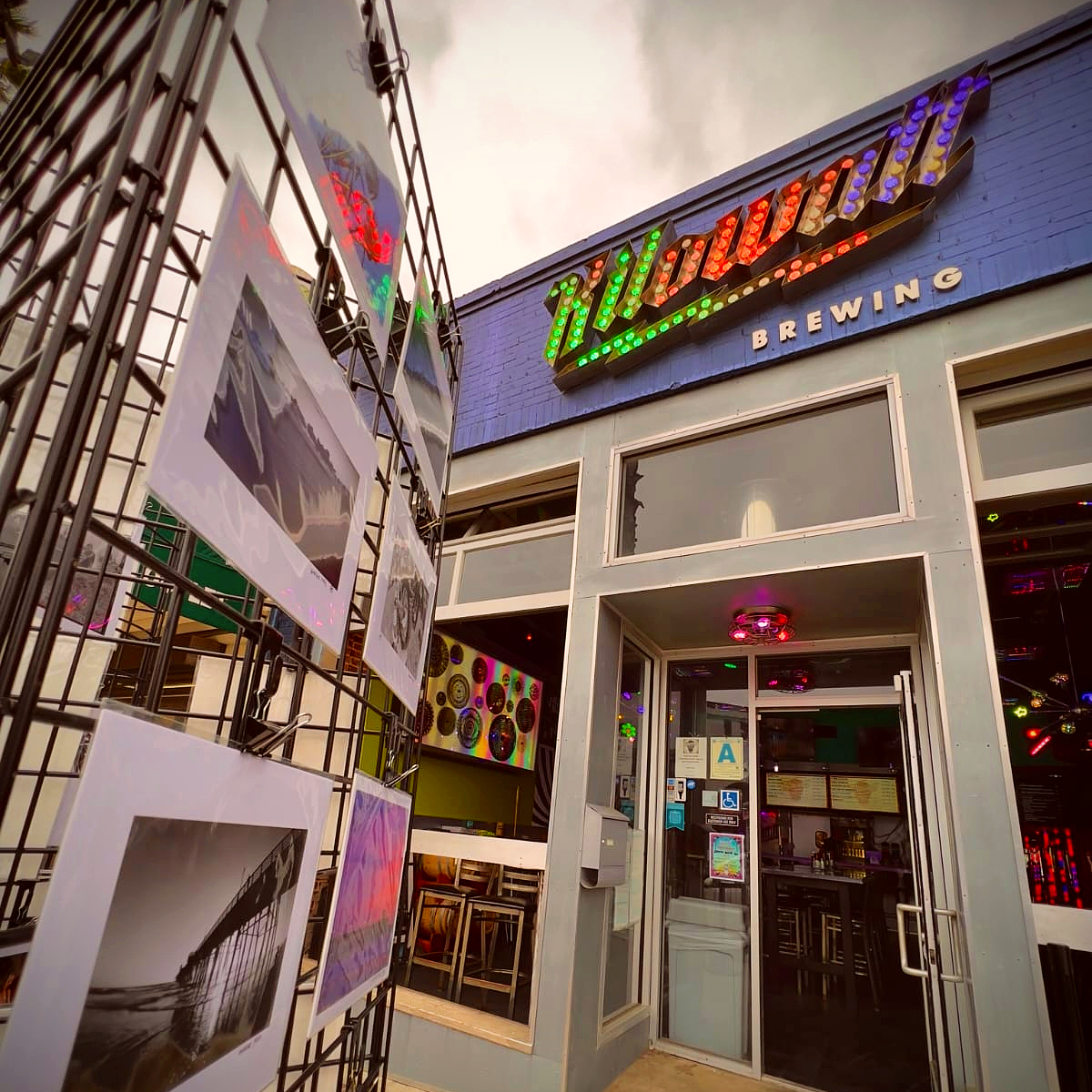 Our buddy Dan at Searcher Press will be selling museum-quality prints outside our Oside taproom for the #sunsetmarket from 5 to 9 this evening. 

Stop by for a pint on your way to the market and check out his amazing photography!
