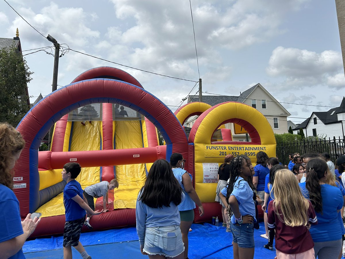 Amanda Hogan tweet media