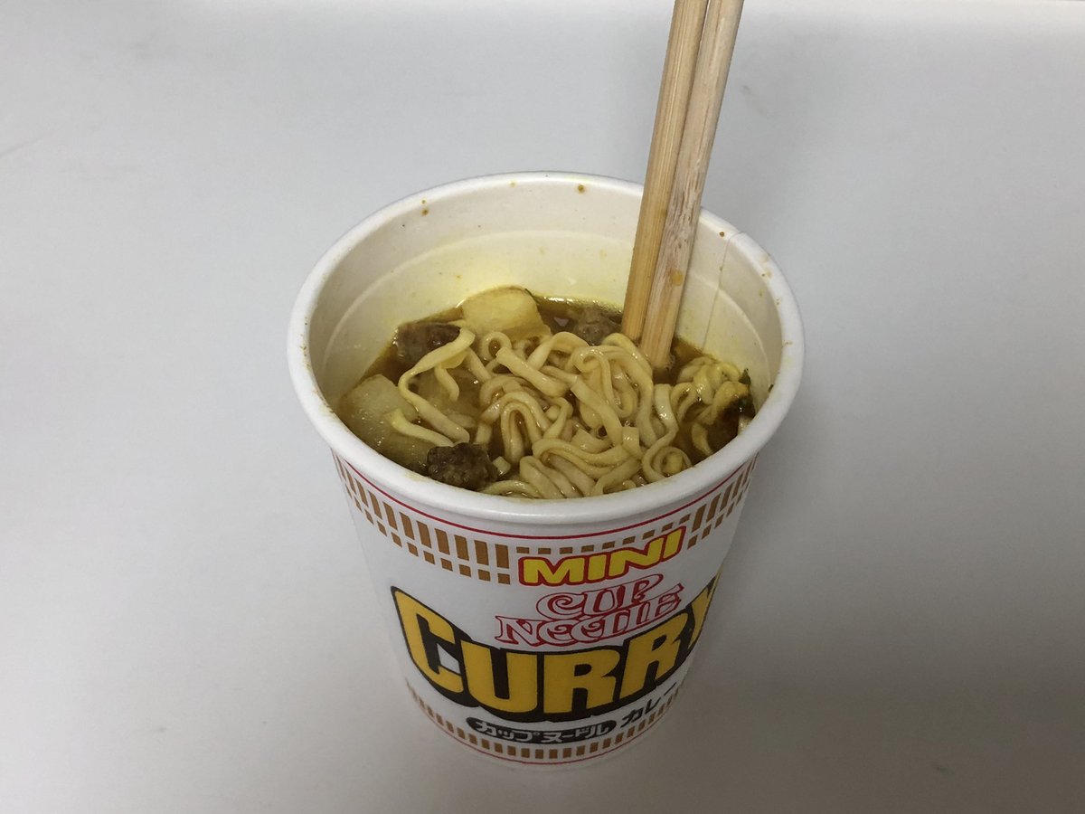 첨 먹어본 일본 컵라면에 감동먹고 밥까지 말아먹었삼요