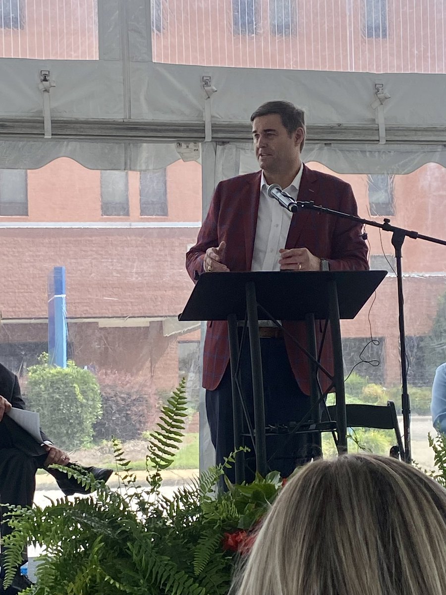 schospitals tweet media