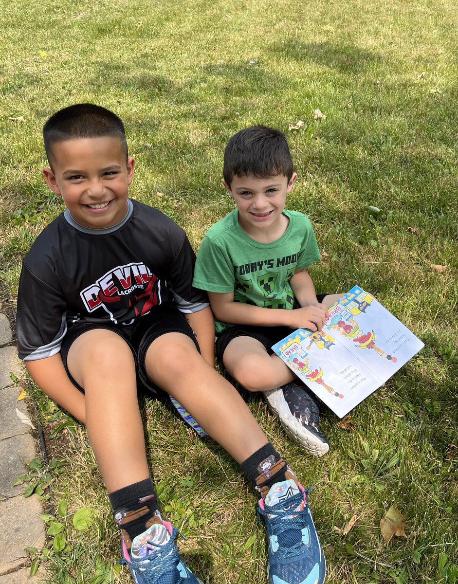 Lisa Davis tweet media