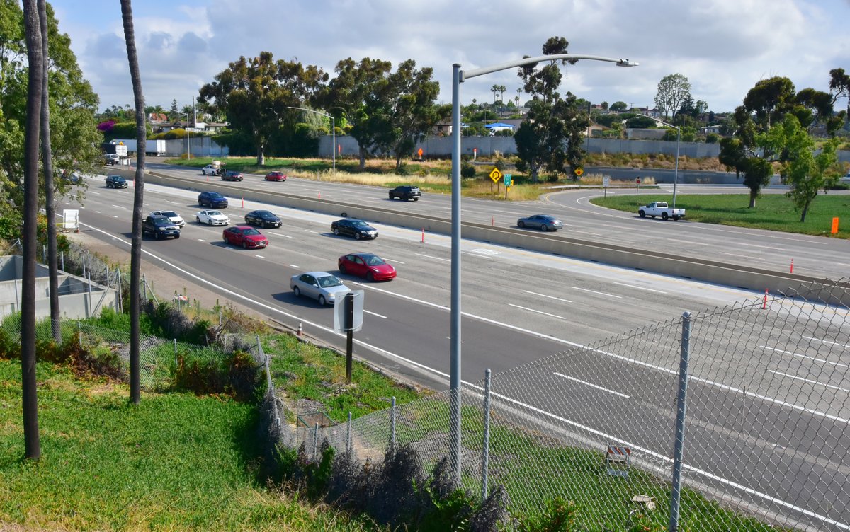 StacyWitbeck's tweet photo. Congratulations, @SANDAG & @SDCaltrans!
The #BuildNCC team reached a significant milestone this week with the opening of 4 new miles of HOV Lanes on Interstate 5. Stay tuned for more project updates this summer.
#WeBuildCoolStuff #StacyAndWitbeck https://t.co/tSN96gCau5