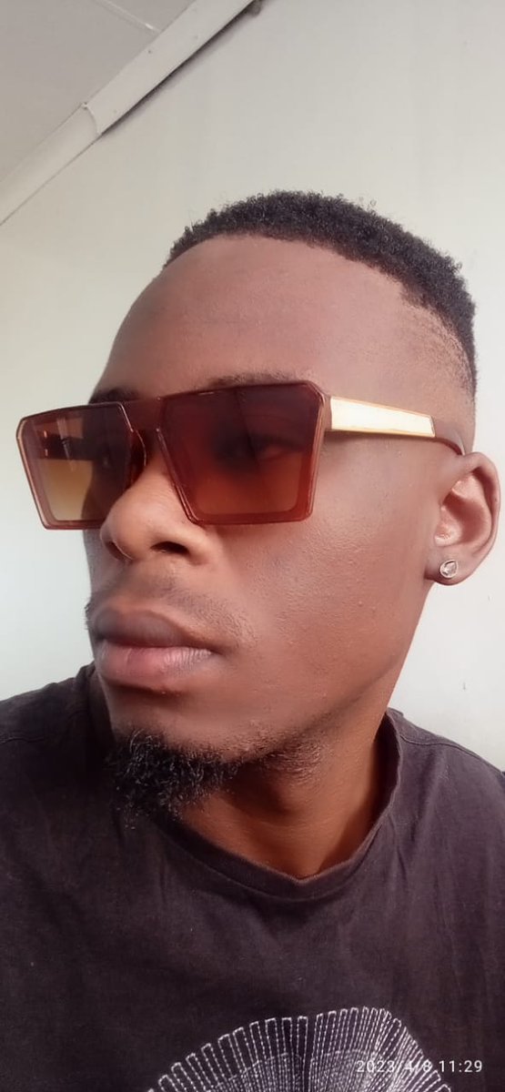 sahiphop_piano's tweet photo. #Kingpro member of De Kuas Brothers 🔥 show some love and support bafutho 🙏🏾🙏🏾👇 https://t.co/uBfPeczzf0 https://t.co/2kDOOb7j4t