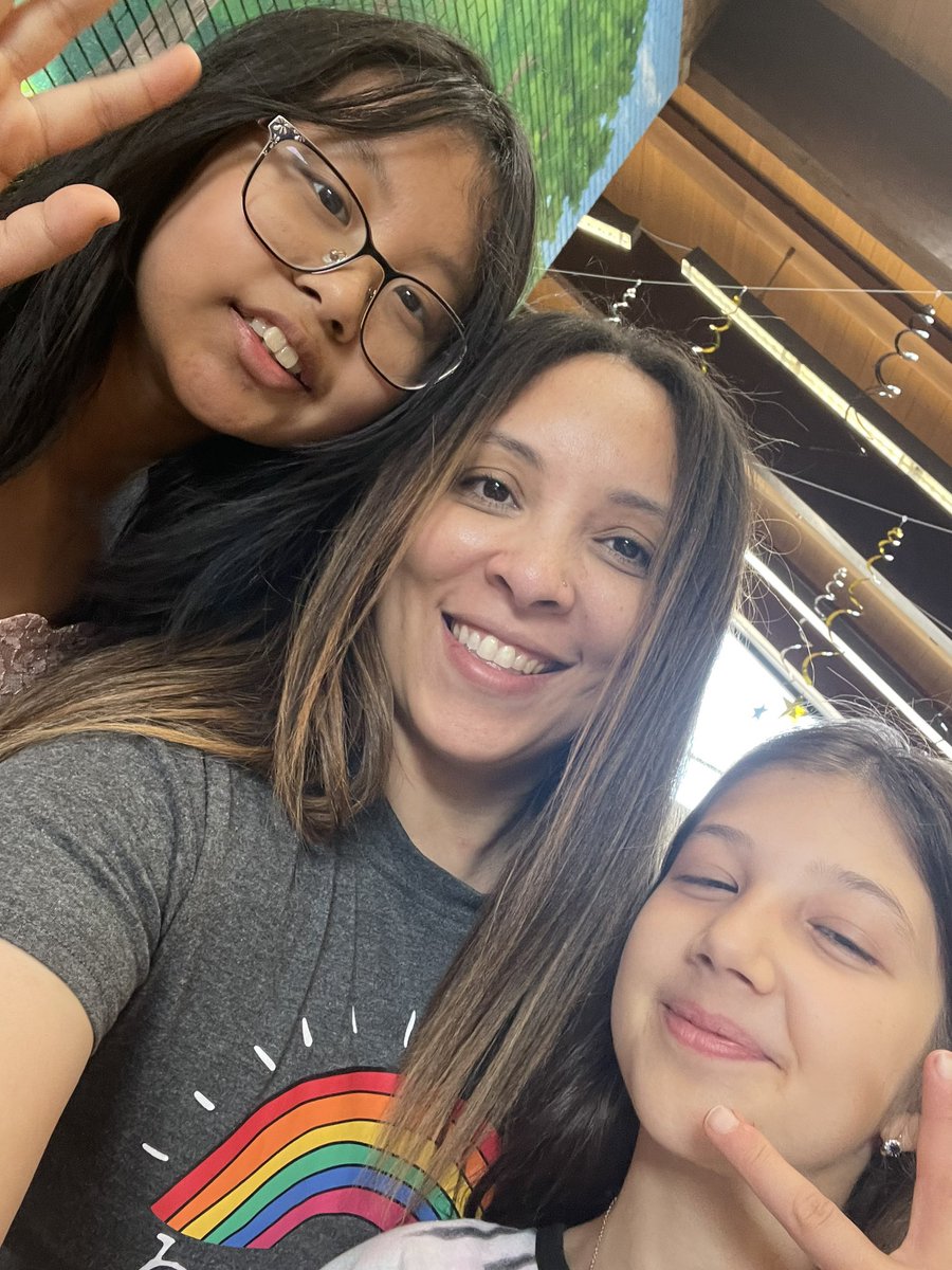 Ms. Cummings tweet media